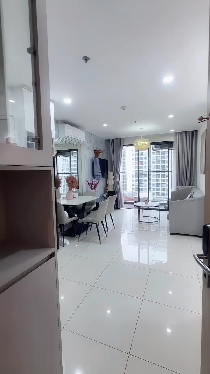 ✅ 1PN S1.05  - Tầng 11  (43,4m) - view thoáng nhìn ra nhà xe nổi  ( cạnh nhà xe nổi )  - Giá: 3ty1 thu về  - Căn có đang hỗ trợ mua vay - Hướng: ĐN  - Nội thất: full đồ như hình để lại  - Sổ đỏ: có - Tình trạng: Để trống  - Thời gian Xem nhà: hẹn trc - ảnh 2