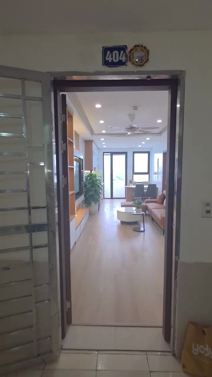 Chính chủ cần bán gấp căn 65m² 2 ngủ, 2 vs GIÁ NÀO CŨNG BÁN. Full đồ cao cấp. LH 098.191.**** - ảnh 2
