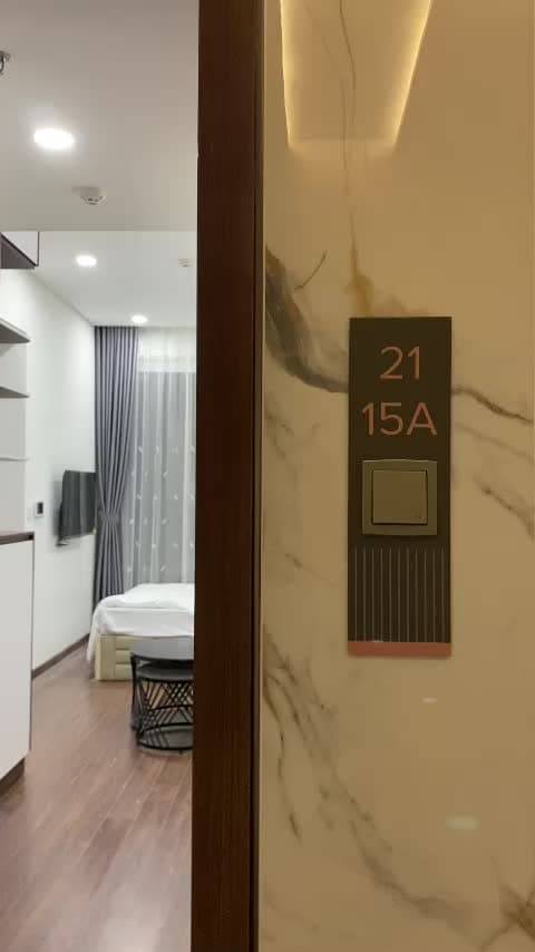 Hạ chào giảm giá sâu - Rẻ nhất thị trường 🧡🧡🧡 NĐT gửi bán Studio Masteri  - M2.2115A  : 2.420 NÉT  - Sổ vay tech 1.4 tỷ ( khách mua tất toán ) - Có hỗ trợ khách mua vay ngân hàng  - Xem nhà hẹn trước , hiện đang cho thuê - ảnh 2