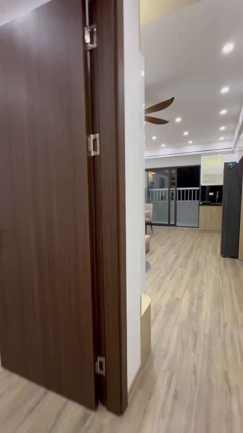 🍀🍀 Bán căn hộ 76m chung cư HH1 Linh Đàm, Hoàng Liệt.Hoàng Mai, Hà Nội  ✅ Toà Hh1A là một trong những toà VIP tại HH Linh Đàm  ✅️ Diện tích 76m², thiết kế 3 phòng ngủ cực rộng thoáng mát, 2 VS , phòng khách bếp đầy đủ tiện nghi. - ảnh 2