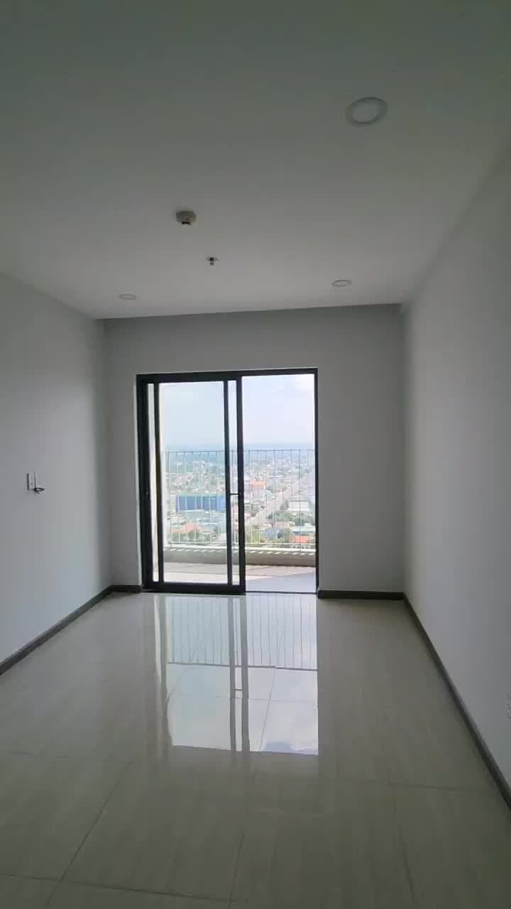 GẤP: Căn cuối cùng giỏ hàng CĐT gửi bán căn 2PN 2WC 2tỷ5x Bcons Plaza. Đã có có sổ hồng lâu dài. - ảnh 2